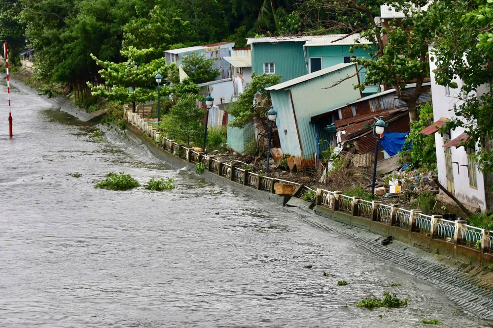 TP.HCM triển khai nhiều dự án kè sông để chống tình trạng sạt lở