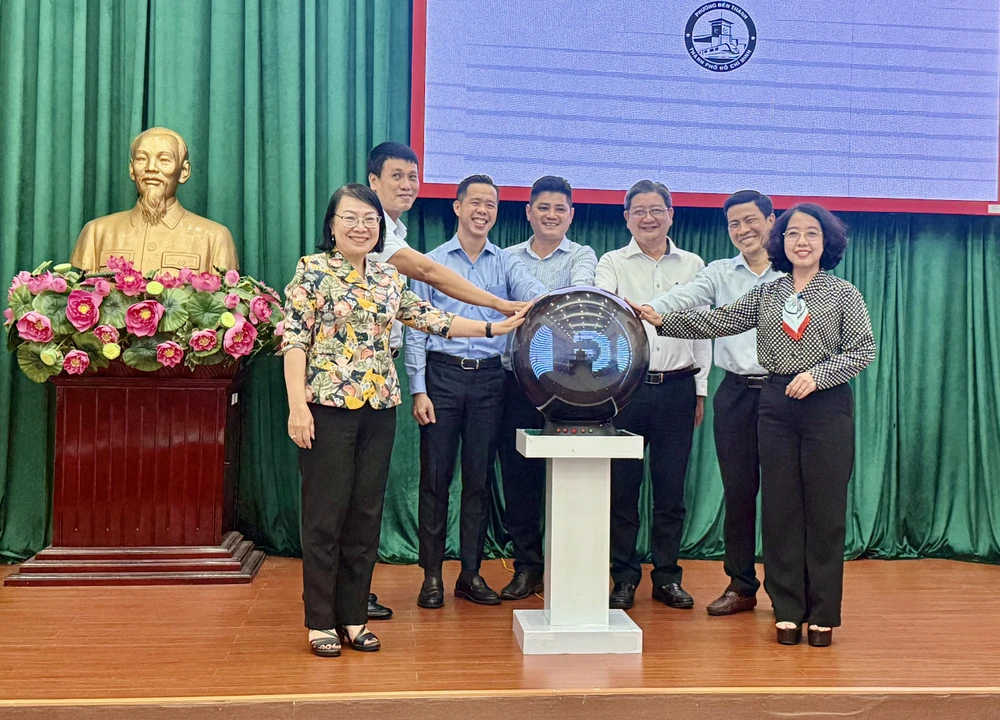 phường bến thành ứng dụng công nghệ số 4.jpg