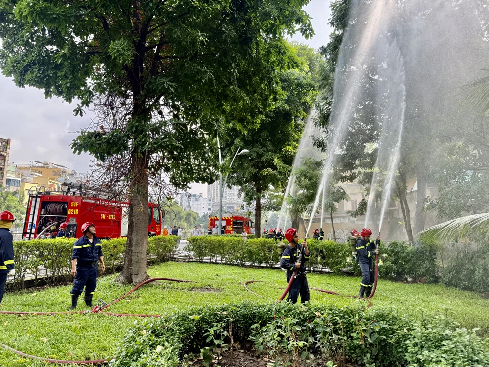 chữa cháy khu dân cư 7.jpg