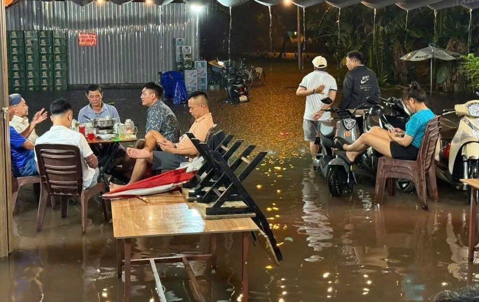 mưa và triều cường .jpg