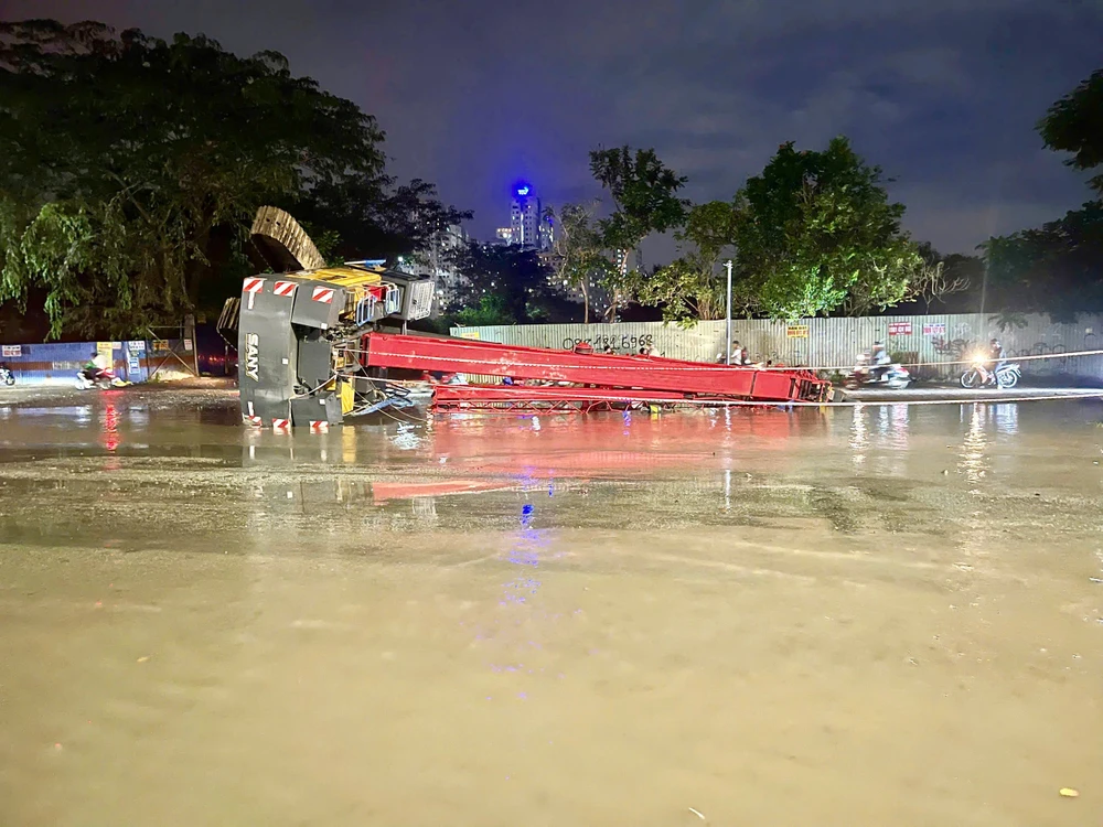 triều cường kèm mưa 2.jpg