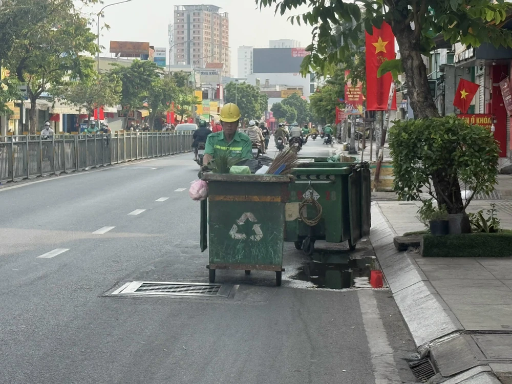 ùn ứ rác bãi rác đa phước.jpg