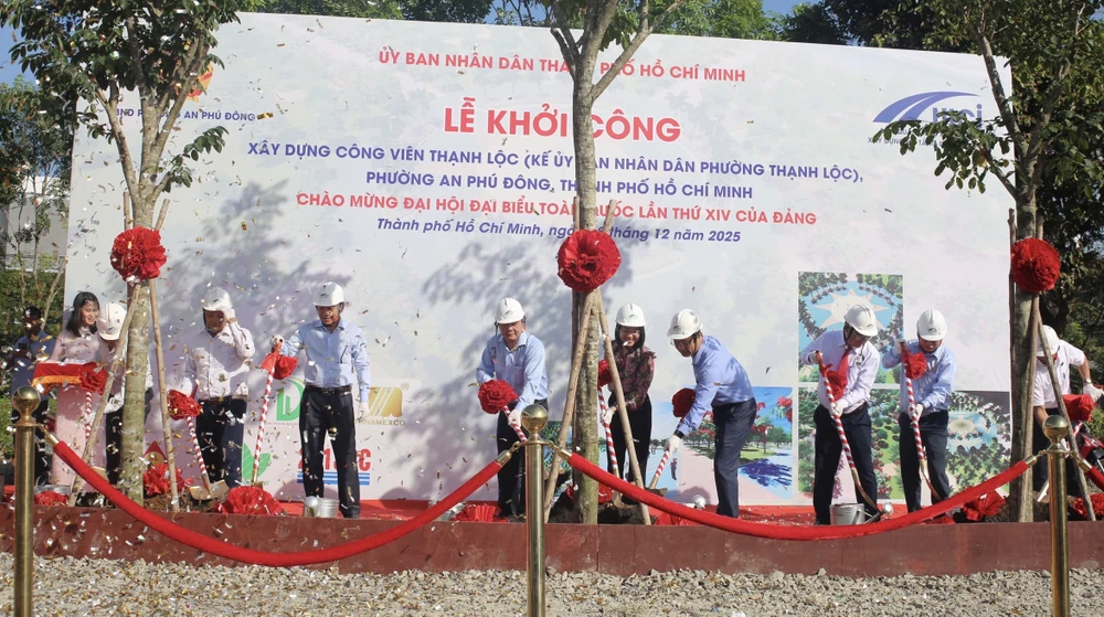 khởi công công viên 2.jpg