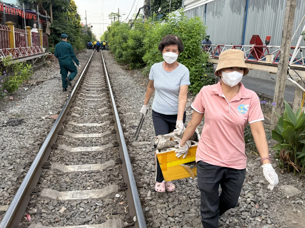 rác thải cồng kềnh 5.jpg