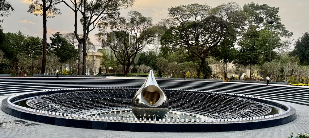 công viên lý thái tổ 1.jpg