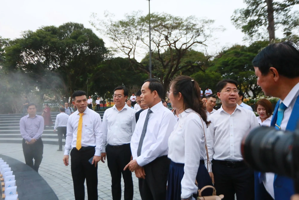 công viên lý thái tổ 9.jpg