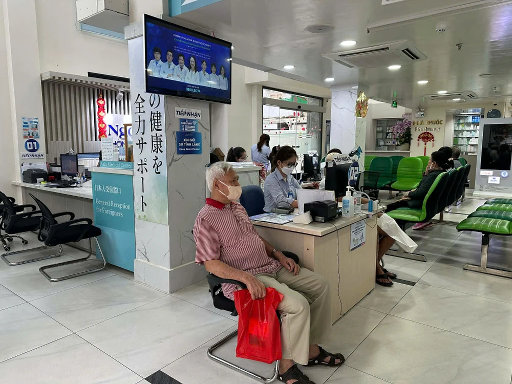 phòng khám ngoc minh triển khai bảo hiểm y tế 1.jpg