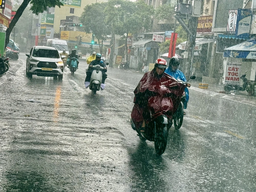 thời tiết mưa.jpg