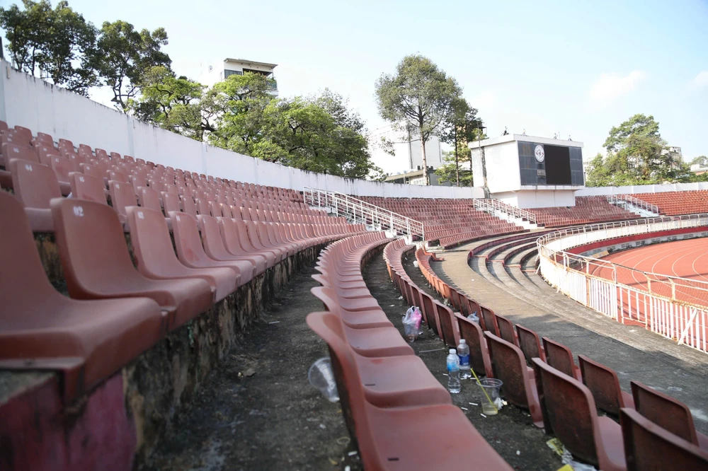 sân vận động thống nhất 5.jpg