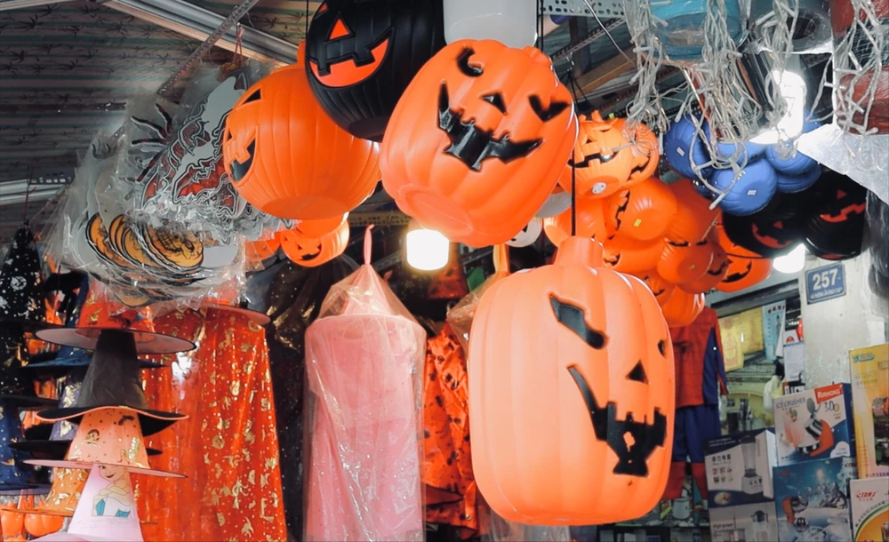 Ảnh chụp Màn hình 2023-10-25 lúc 18.22.49.jpg