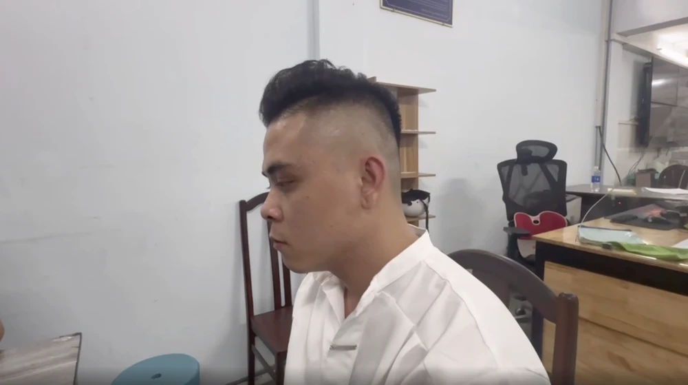 Bắt nam thanh niên đánh bảo vệ ở phố đi bộ Nguyễn Huệ