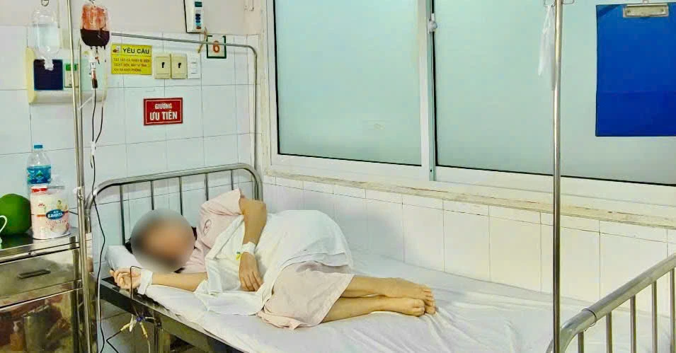 Tự ý uống thuốc phá thai mua trên mạng, người phụ nữ nguy kịch vì băng huyết