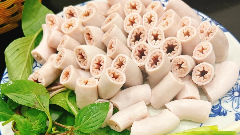 TP.HCM tiến hành kiểm tra, truy xuất nguồn gốc món “lòng se điếu”