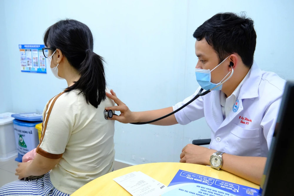 Khám sức khoẻ định kỳ: Cần trở thành thói quen