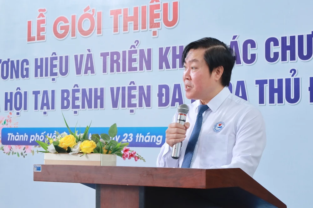 Hơn 300 người dân được khám, phát thuốc miễn phí tại Bệnh viện Đa khoa Thủ Đức