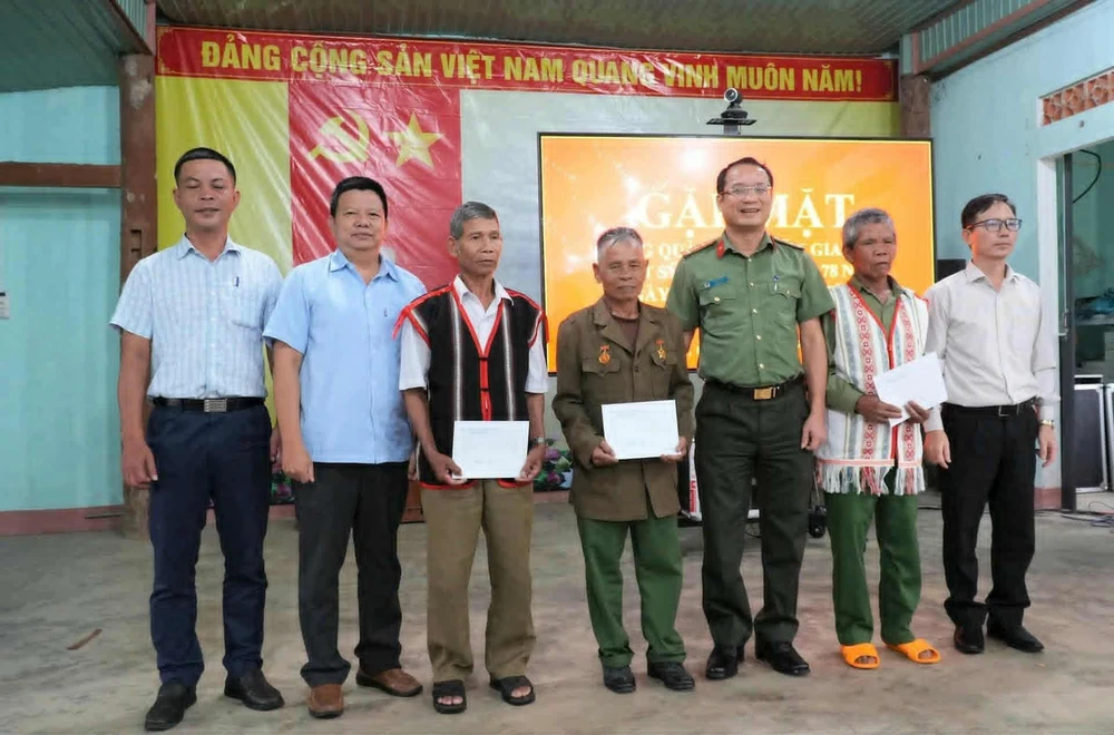 Quảng Ngãi triển khai phương án tặng quà người dân dịp Tết Độc lập