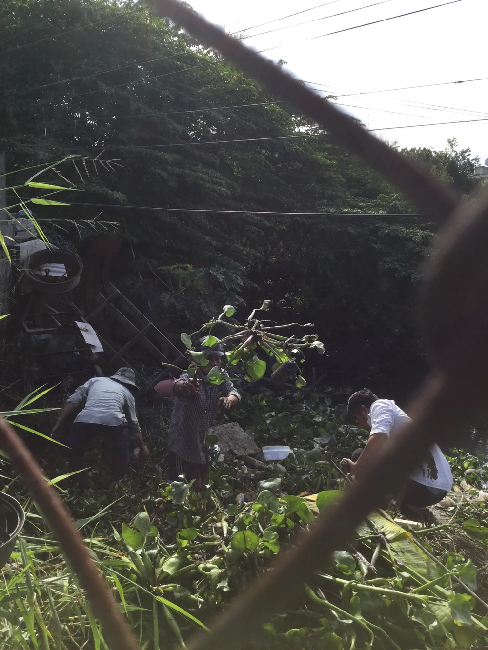 Đang khắc phục sự cố