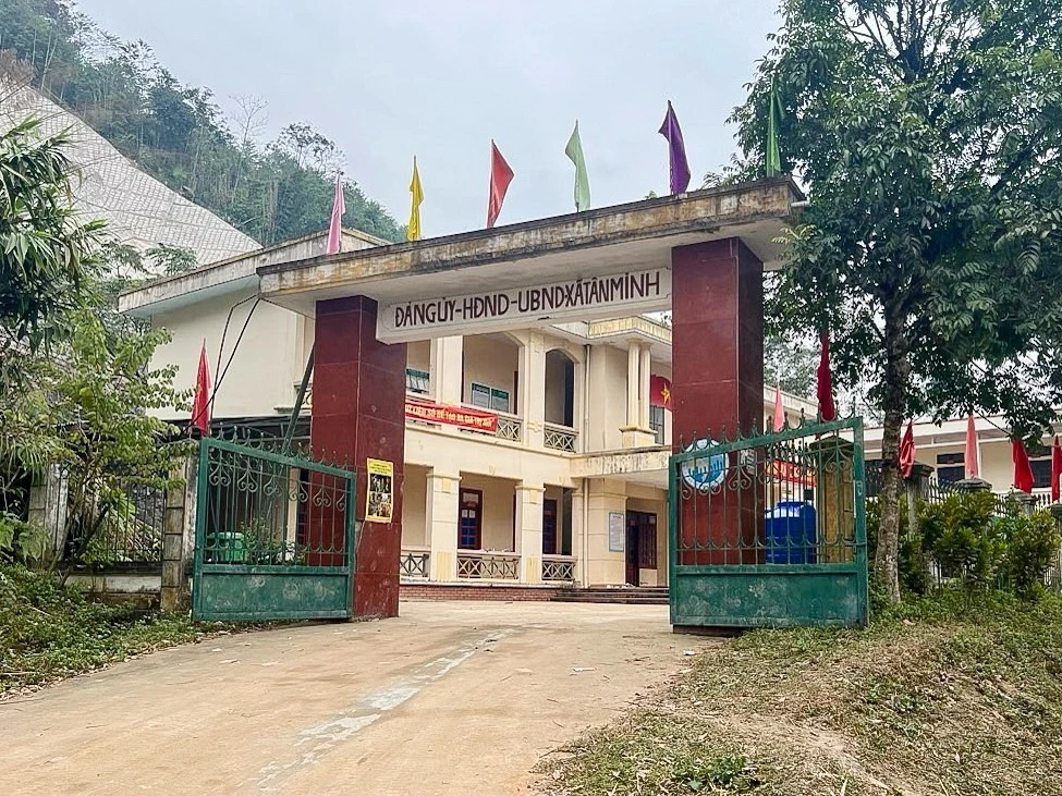 Bắt Chủ tịch, nguyên Phó Chủ tịch xã ở Hoà Bình lợi dụng chức vụ quyển hạn khi thi hành công vụ