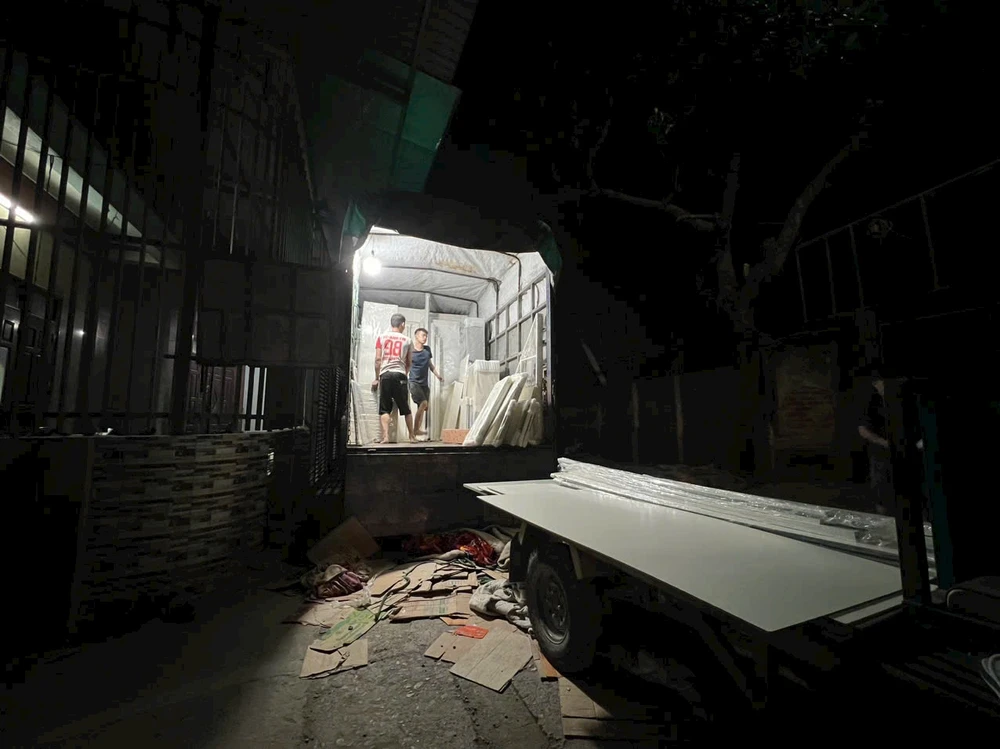 Tết Dương lịch không ngày nghỉ ở làng mộc xóm Đạo