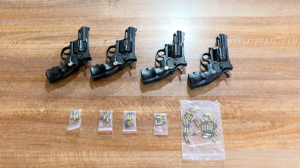 dựng màn kịch cướp 8 tỷ đồng ở quán cafe