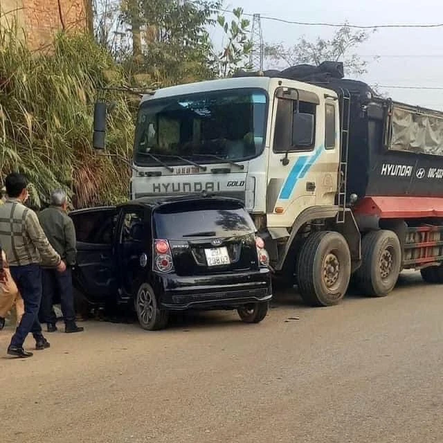 Hai người thương vong