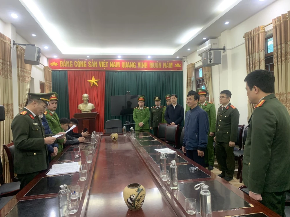 Khởi tố đối tượng Livestream tuyên truyền chống phá Đảng, Nhà nước.jpeg