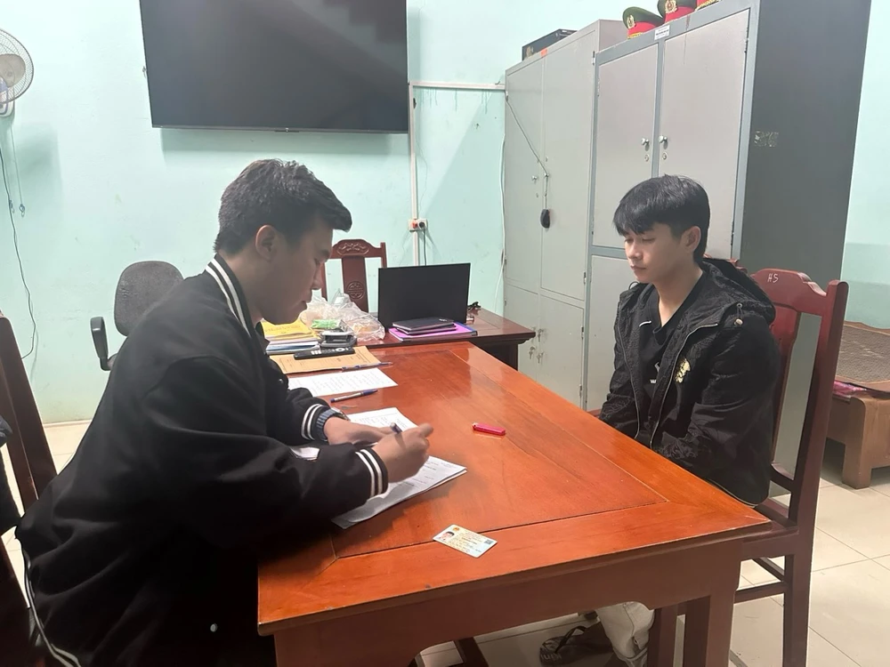 Bắt đối tượng đánh tài xế taxi đến tử vong ở hồ Tây