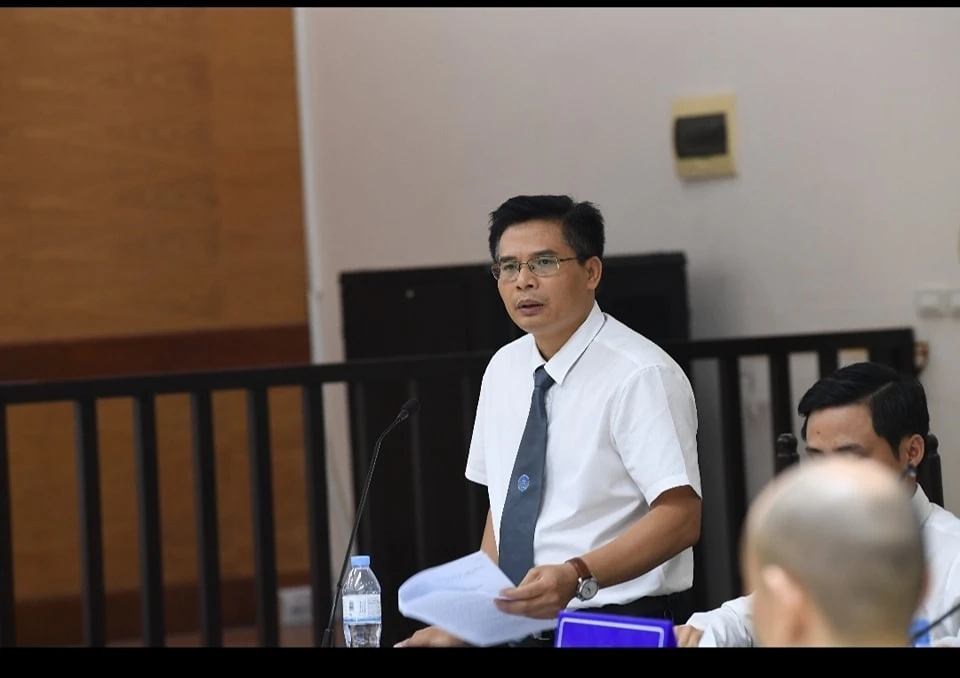 Vụ nợ thẻ tín dụng từ 8,5 triệu thành 8,8 tỉ Ngân hàng và khách hàng làm việc thế nào? 2.jpg