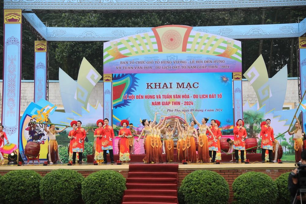 Phú Thọ Khai mạc Lễ hội Đền Hùng và Tuần Văn hóa Du lịch Đất Tổ 2024 15.jpg