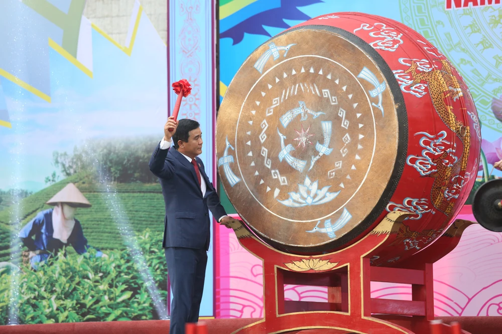 Phú Thọ Khai mạc Lễ hội Đền Hùng và Tuần Văn hóa Du lịch Đất Tổ 2024.jpg