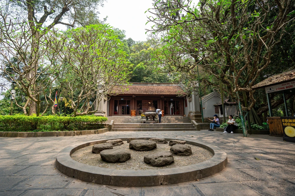 Toàn cảnh Khu di tích lịch sử đền Hùng trước ngày Giỗ Tổ Hùng Vương 4.jpg