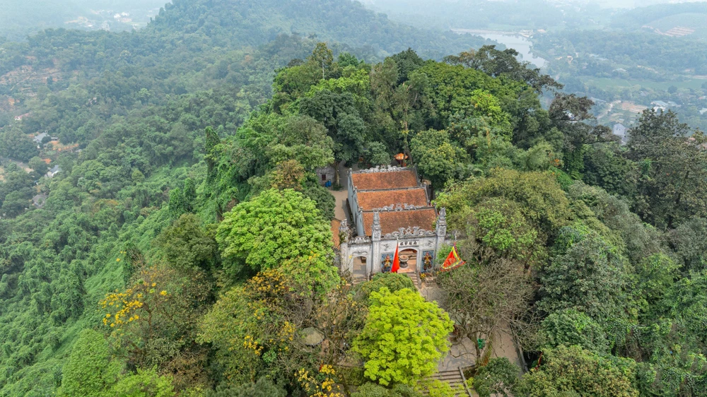 Toàn cảnh Khu di tích lịch sử đền Hùng trước ngày Giỗ Tổ Hùng Vương 5.jpg