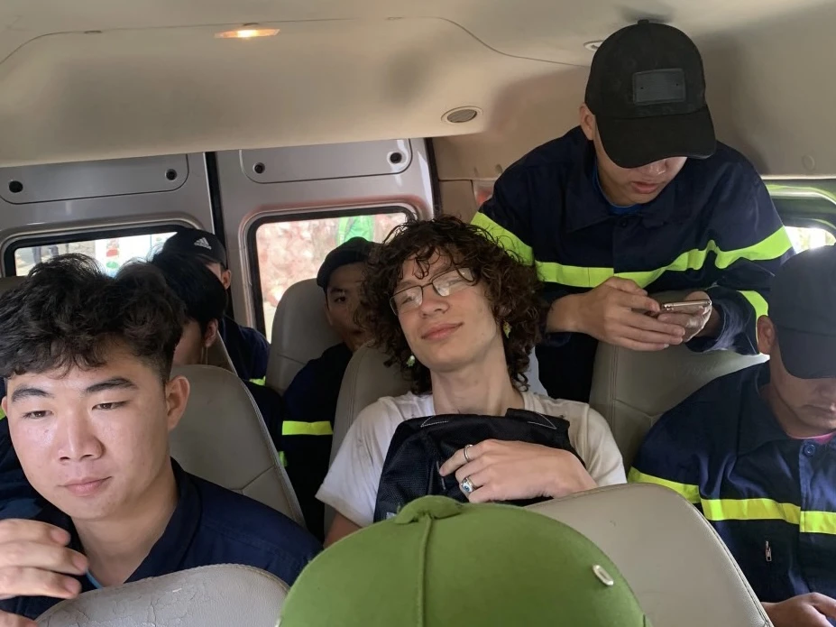 Trắng đêm cứu hộ du khách người Anh lạc trong rừng quốc gia, giữa hai tỉnh Lai Châu-Lào Cai