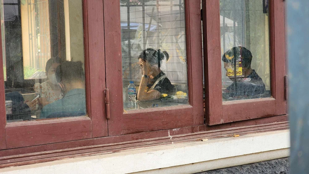 An ninh thắt chặt tại khu vực nhà tang lễ vụ cháy 14 người chết 3.jpg