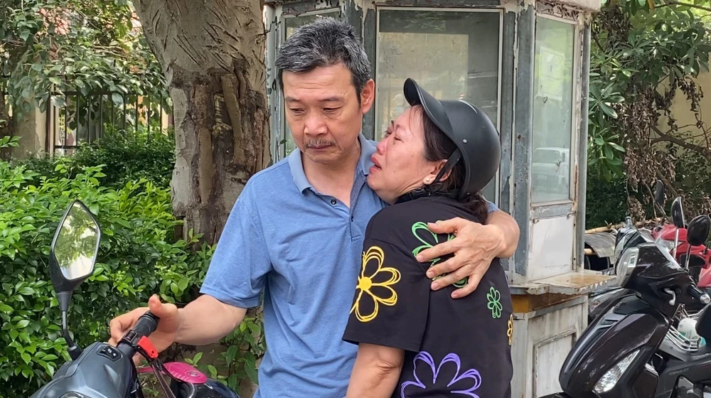 An ninh thắt chặt tại khu vực nhà tang lễ vụ cháy 14 người chết 77.jpg