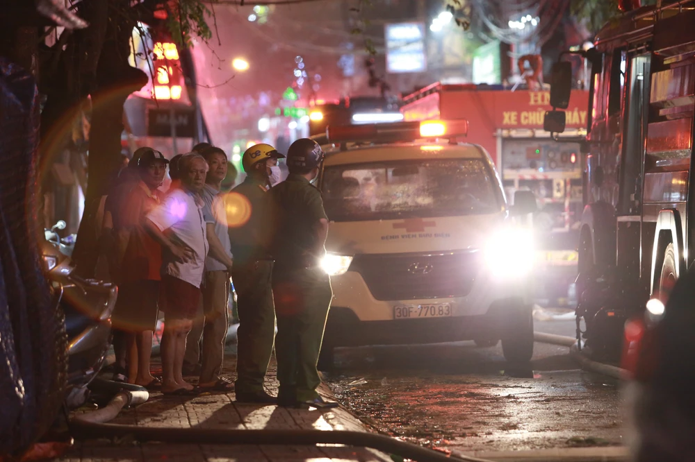 4 người chết trong vụ cháy nhà 4 tầng ở Hà Nội.jpg