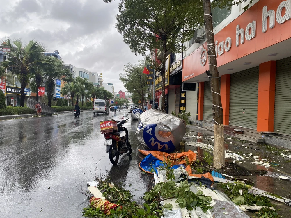 Hạ Long sau bão số 3 3.jpg