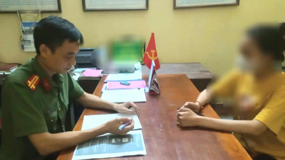 Triệu tập 5 trường hợp đăng tin sai sự thật về sập cầu Phong Châu, vỡ đê Yên Lập.jpg