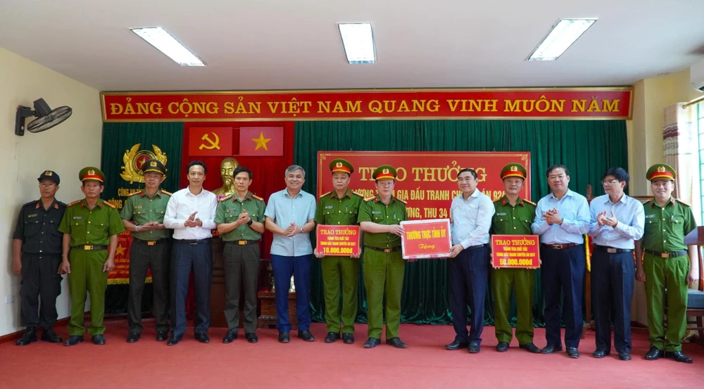 Công an Điện Biên phá chuyên án ma túy lớn, thu giữ 34 bánh heroin