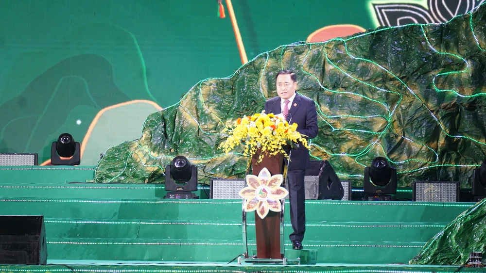 Khai mạc ngày hội văn hóa các dân tộc vùng Đông Bắc lần thứ XI .JPG