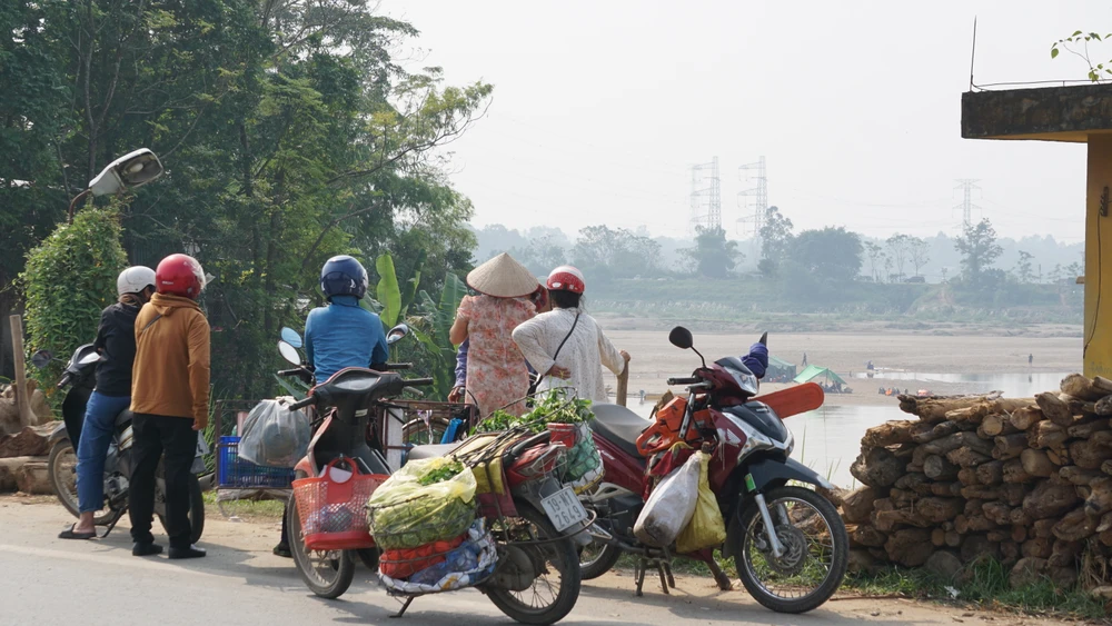 Vụ 5 học sinh mất tích do đuối nước tập trung lực lượng tìm kiếm 4 nạn nhân còn lại11.JPG