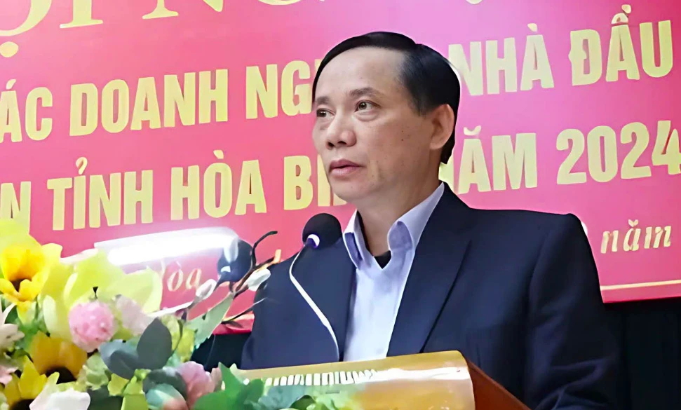 Chủ tịch tỉnh Hòa Bình có đơn xin nghỉ hưu trước tuổi