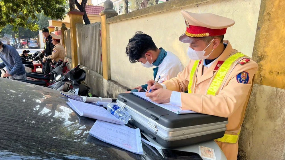 Phú Thọ xử phạt nhiều học sinh vi phạm Nghị định 168.jpg