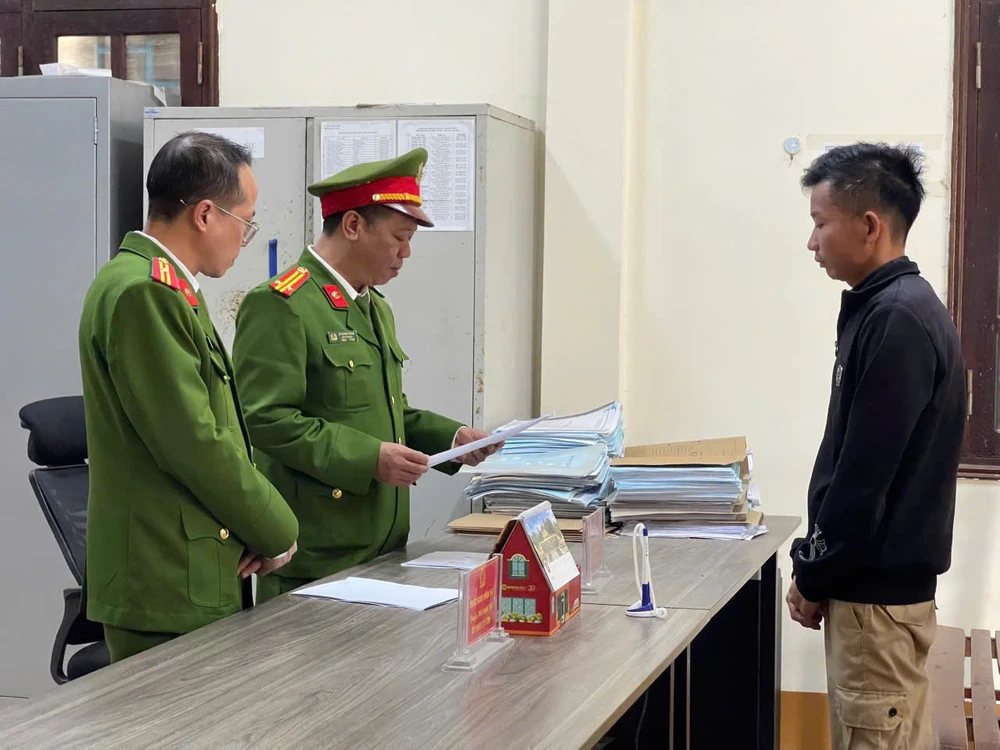 Bị bắt sau 4 năm gây thương tích cho người khác rồi bỏ trốn.jpeg