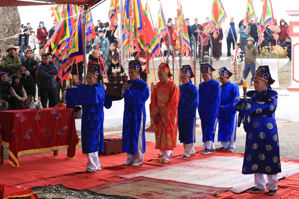 Hội Phết Hiền Quan năm thứ 7 không đánh Phết 3.jpg