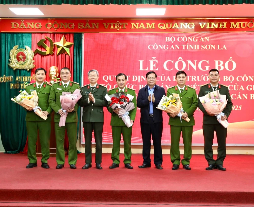 Sơn La giải thể Công an cấp huyện, hơn 400 cán bộ về công an xã.jpg