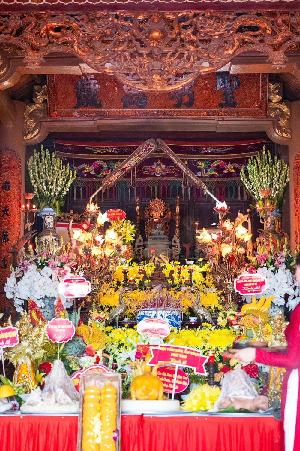 Hơn 500 nghệ nhân, đầu bếp chuẩn bị 100 mâm lễ dâng kính Hoàng tử Lang Liêu 2.jpg