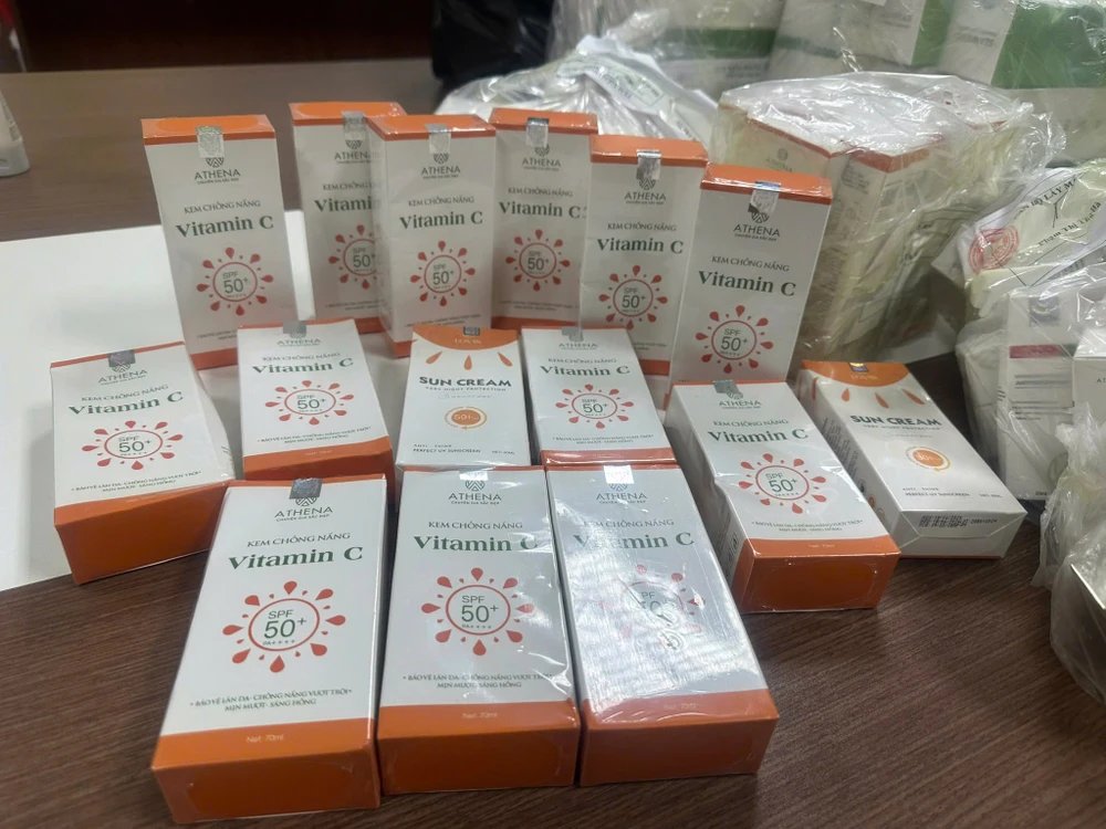 Phú Thọ, Triệt phá cơ sở sản xuất hàng nghìn sản phẩm mỹ phẩm giả.jpg