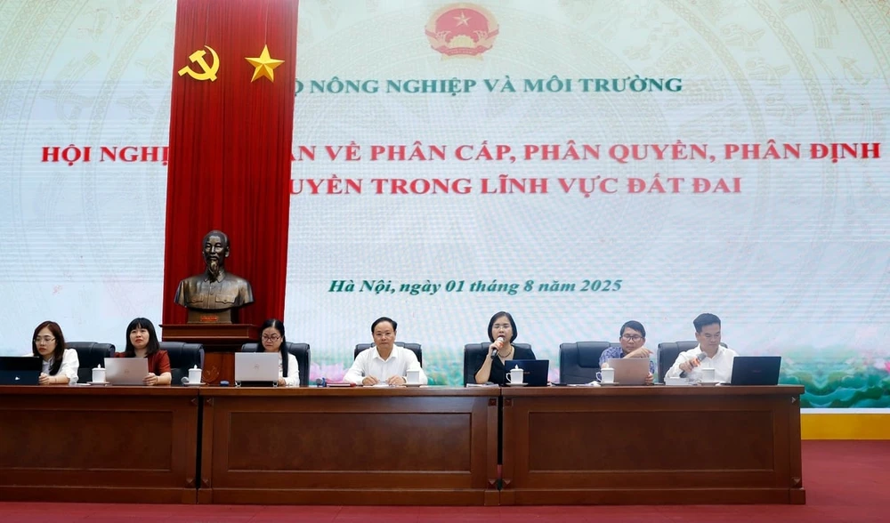 8 thẩm quyền về đất đai từ UBND cấp tỉnh được phân cấp cho UBND cấp xã 2.jpg