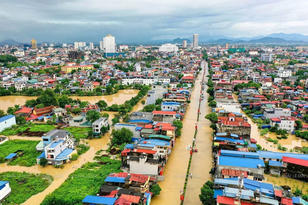Thái Nguyên ngập nặng nhất nhiều năm, mất điện, mất sóng điện thoại, lực lượng cứu hộ xuyên đêm 5.jpg